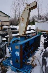 lot 23 image: Snowmachines Super Seven 7 Snow Thrower