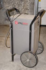 lot 41 image: Utilitech Portable Commercial Dehumidifier