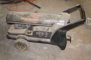 lot 46 image: Remington 170T Kerosene Forced Air Torpedo Heater