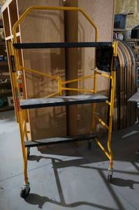 lot 118 image: MetalTech 5 Rolling Scaffold