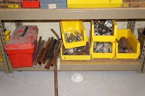 lot 178 image: Contents of Shelf - Fittings, Copper Pipe