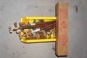 lot 187 image: Valves, Flanges