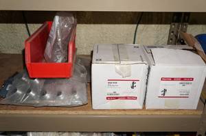 lot 198 image: Hangers and Supports
