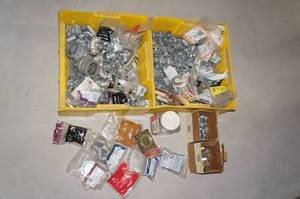 lot 213 image: Connectors, Straps