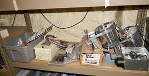lot 220 image: Electrical Components