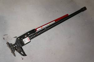 lot 233 image: Hi-Lift HL-604 Jack