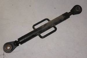 lot 249 image: Tractor Linkage