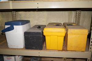 lot 282 image: Toolboxes and a Cooler