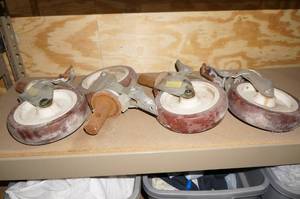 lot 302 image: 4 Heavy Duty Casters - 8 Wheels