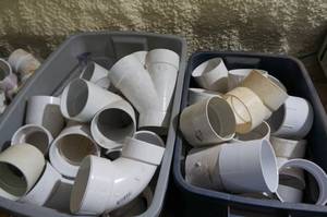 lot 334 image: 4 PVC Couplings