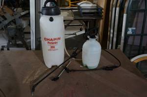 lot 365 image: 2 Sprayers