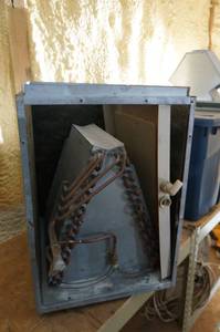 lot 373 image: Horizontal AC Coil