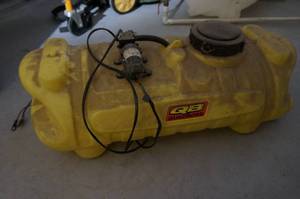 lot 387 image: Quadboss Spray Tank with Electric Pump