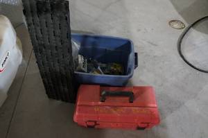 lot 420 image: Tools, Parts, Toolbox
