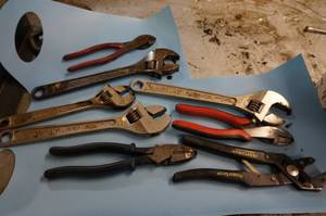 lot 427 image: Hand Tools - Craftsman, Klein