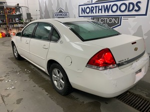 lot 4 image: 2007 Chevy Impala -No Reserve-
