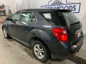 lot 8 image: 2011 Chevy Equinox LS -No Reserve-