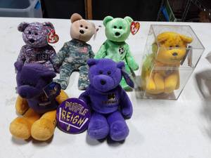 lot 44 image: 5-Beanie Babies & 1-Other Collectible