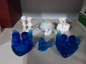 lot 51 image: 3-Signed Blue Birds Of Happiness Figurines & Other Collectibles