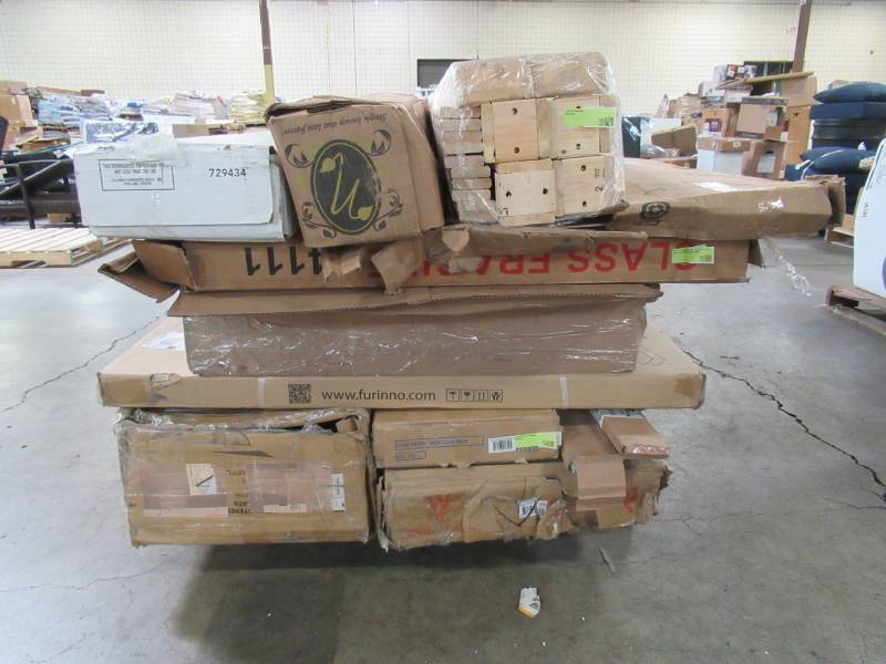 lot 122 image: WHOLESALE MIXED PALLET OF BED FRAMS AND INDOOR BULDING MATERIALS