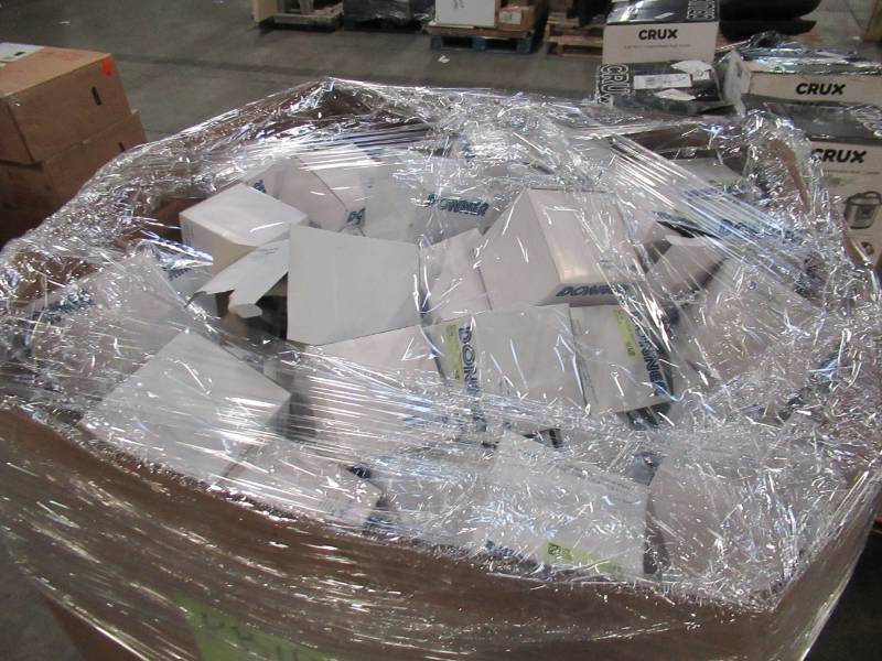 lot 322 image: WHOLESALE MIXED PALLET OF COMMERCIAL BATHROOM STEEL PAPER HOLDERS
