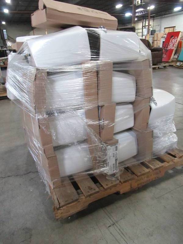lot 328 image: WHOLESALE MIXED PALLET OF TOILET TANKS