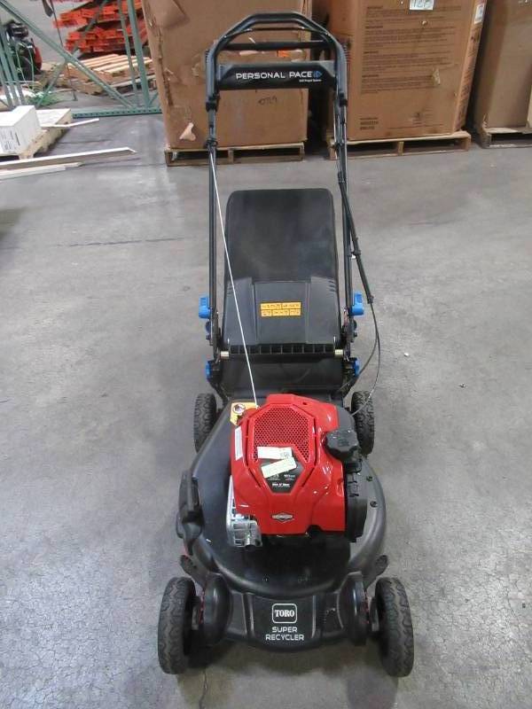lot 50 image: Toro 21 in. Super Recycler Personal Pace SmartStow 163cc Briggs Engine and FLEX Handle 21386