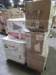 lot 131 image: WHOLESALE MIXED PALLET OF MISCELLANEOUS CHRISTMAS TREES AND HOLIDAY DECORATION