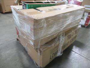 lot 133 image: WHOLESALE MIXED PALLET OF MISCELLANEOUS CHRISTMAS TREES AND HOLIDAY DECORATION