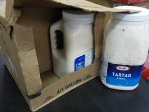 lot 342 image: 4 1 gallon jugs tartar sauce...
