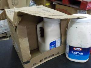 lot 343 image: 4 1 gallon jugs tartar sauce...
