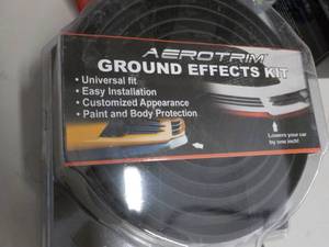 lot 356 image: Aerotrim ground effects kit...