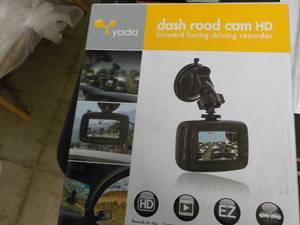 lot 11 image: Yada dash road cam HD...