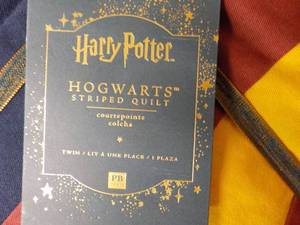 lot 23 image: Pottery Barn Teen Harry Potter Hogw...