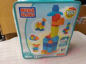 lot 53 image: Mega Bloks...