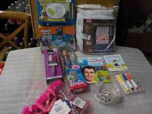 lot 58 image: Toy lot for 3 children...