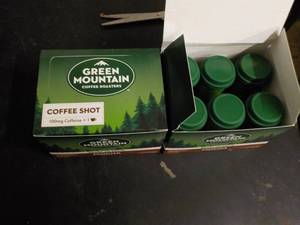 lot 102 image: 2 boxes Green Mountain Mocha Coffee...
