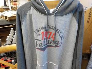 lot 114 image: 2 xxL new sweatshirt and top...