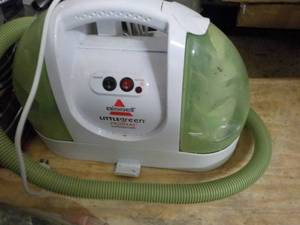 lot 128 image: Little Green Bissell cleaner - powe...