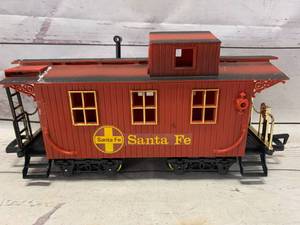 lot 5 image: New Bright Santa Fe G Scale Caboose