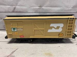 lot 6 image: New Bright Burlington Northern Boxcar