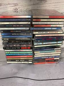 lot 30 image: Set of 40 CDs