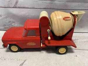 lot 46 image: Vintage Tonka Mound Minnesota Cement Mixer Truck