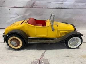 lot 57 image: 1960s Nylint Bat Rod Vehicle