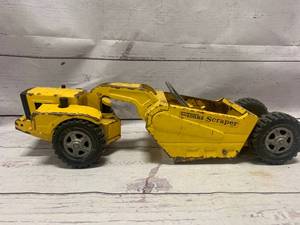 lot 87 image: 1960s Tonka Scaper 14 Long