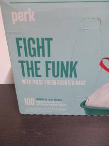 lot 29 image: Drawstring Bags