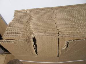 lot 33 image: Shipping Boxes