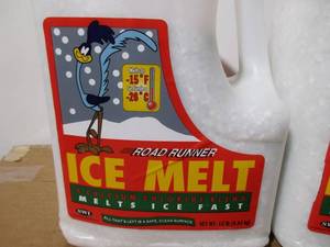 lot 20 image: Ice Melt Salt