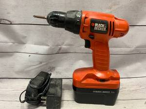 lot 8 image: Black and Decker 24 Volt Cordless Drill & Charger
