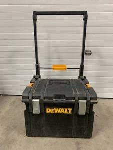 lot 18 image: DeWalt Mobile Storage Box